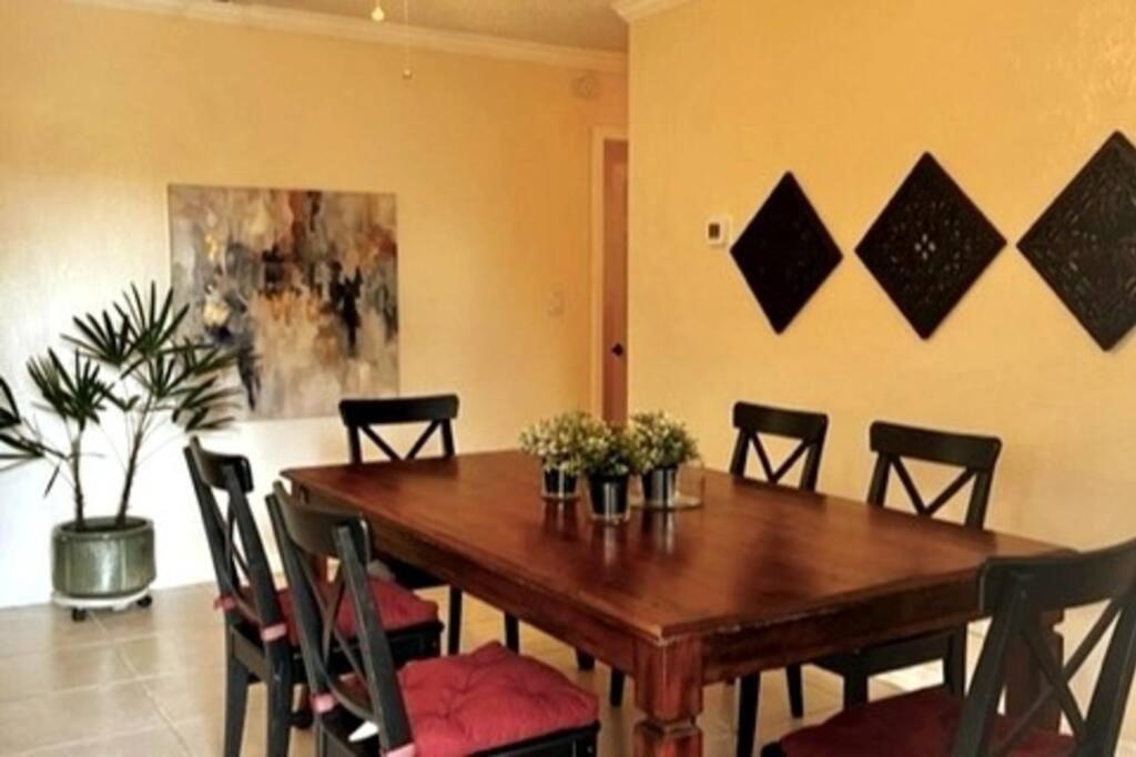 House Close To Downtown, Airport, Raymond James Stadium, And Many More Places Tampa Extérieur photo