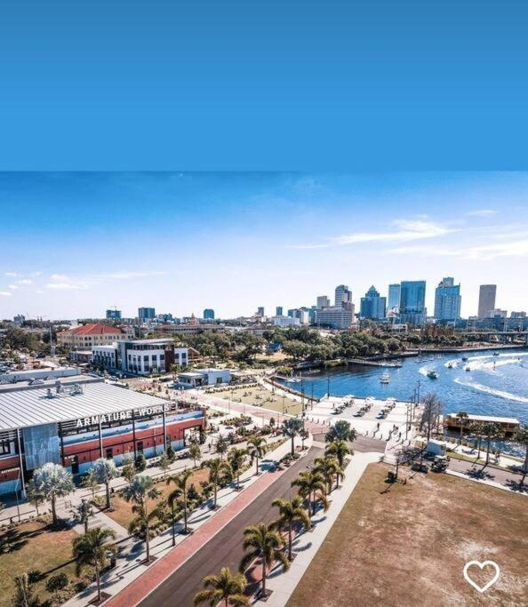 House Close To Downtown, Airport, Raymond James Stadium, And Many More Places Tampa Extérieur photo
